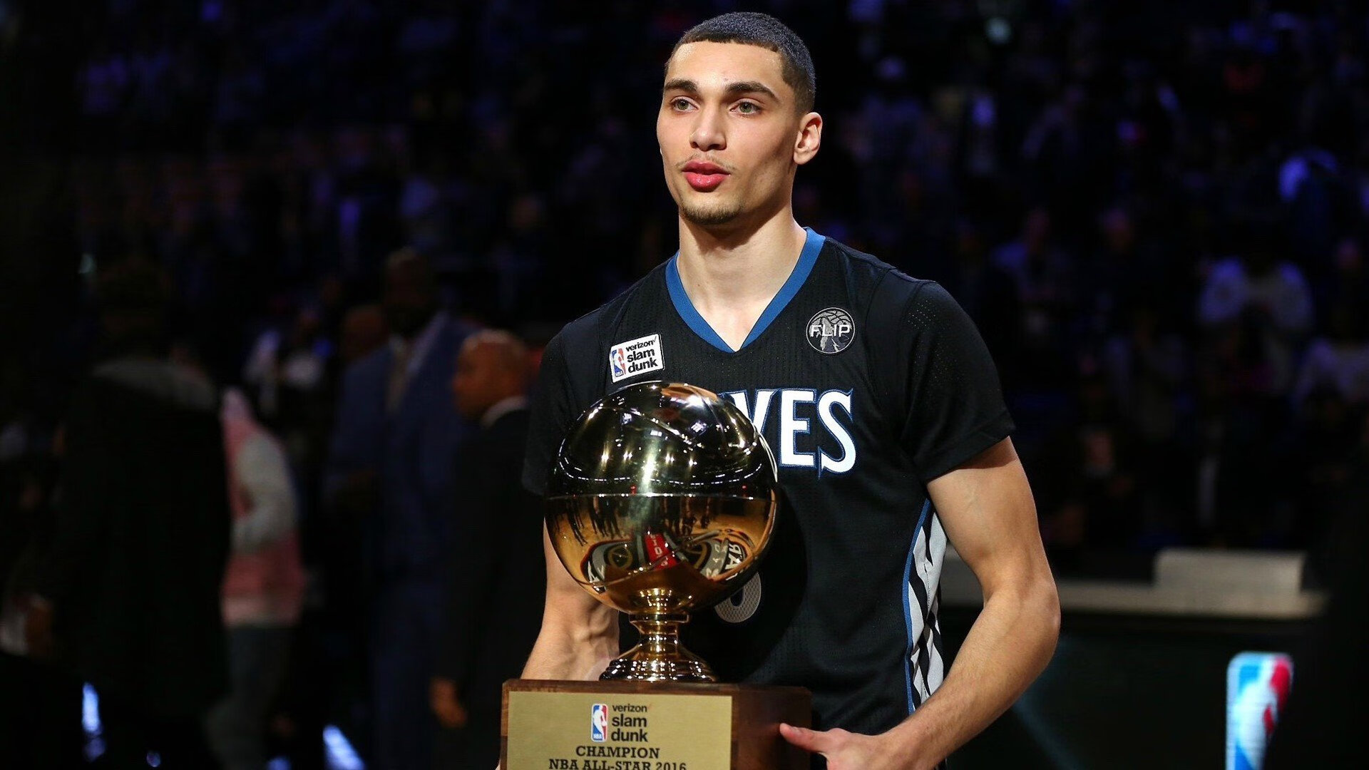 猛龙压制老鹰，贝恩在欧冠半决赛接管比赛，跨越体育疆界的统治力