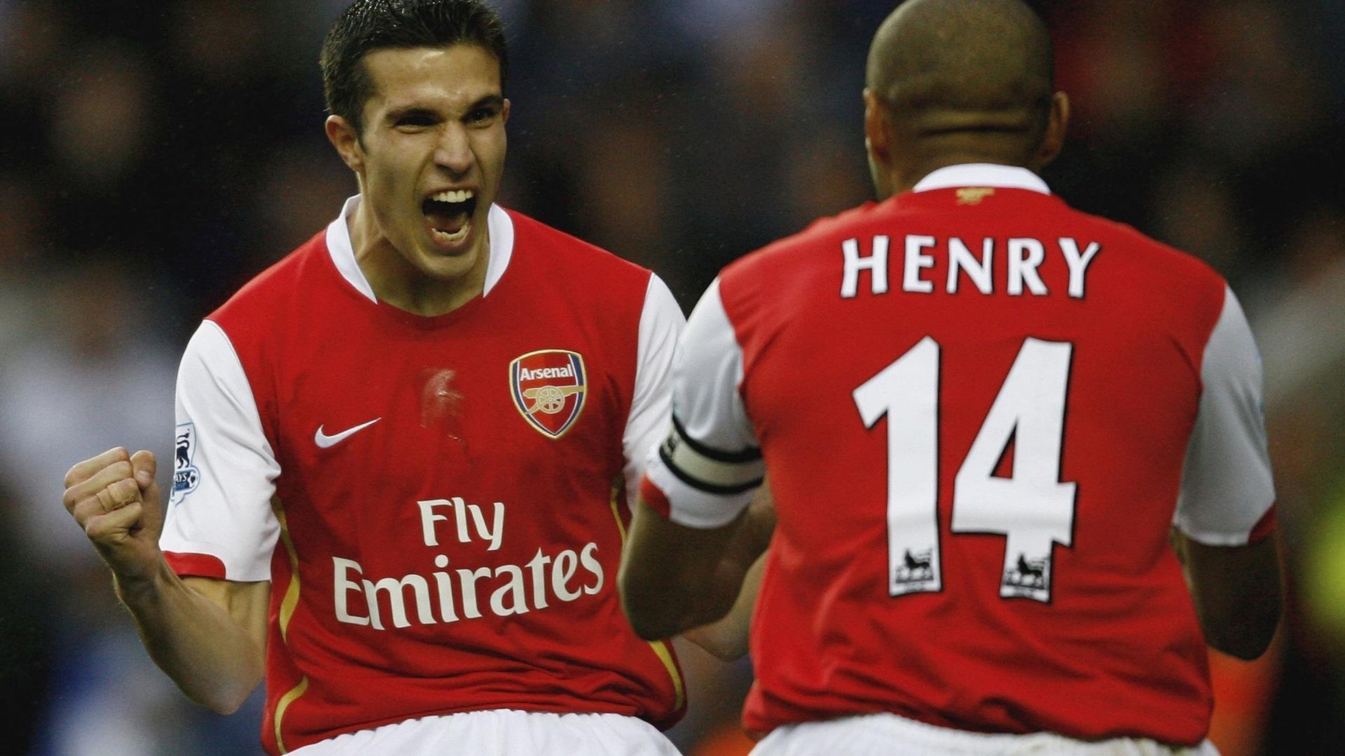 东瀛风暴席卷巴黎，黄鸭组合展翅高飞，日本队轻取法国队背后的战术革命